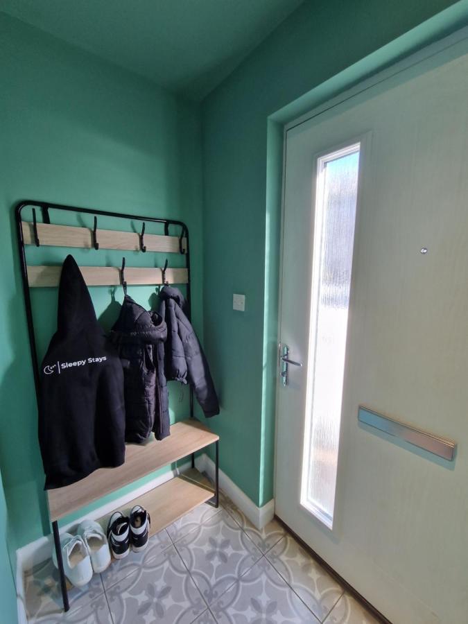 3 Bedroom Stylish Merthyr Merthyr Tydfil